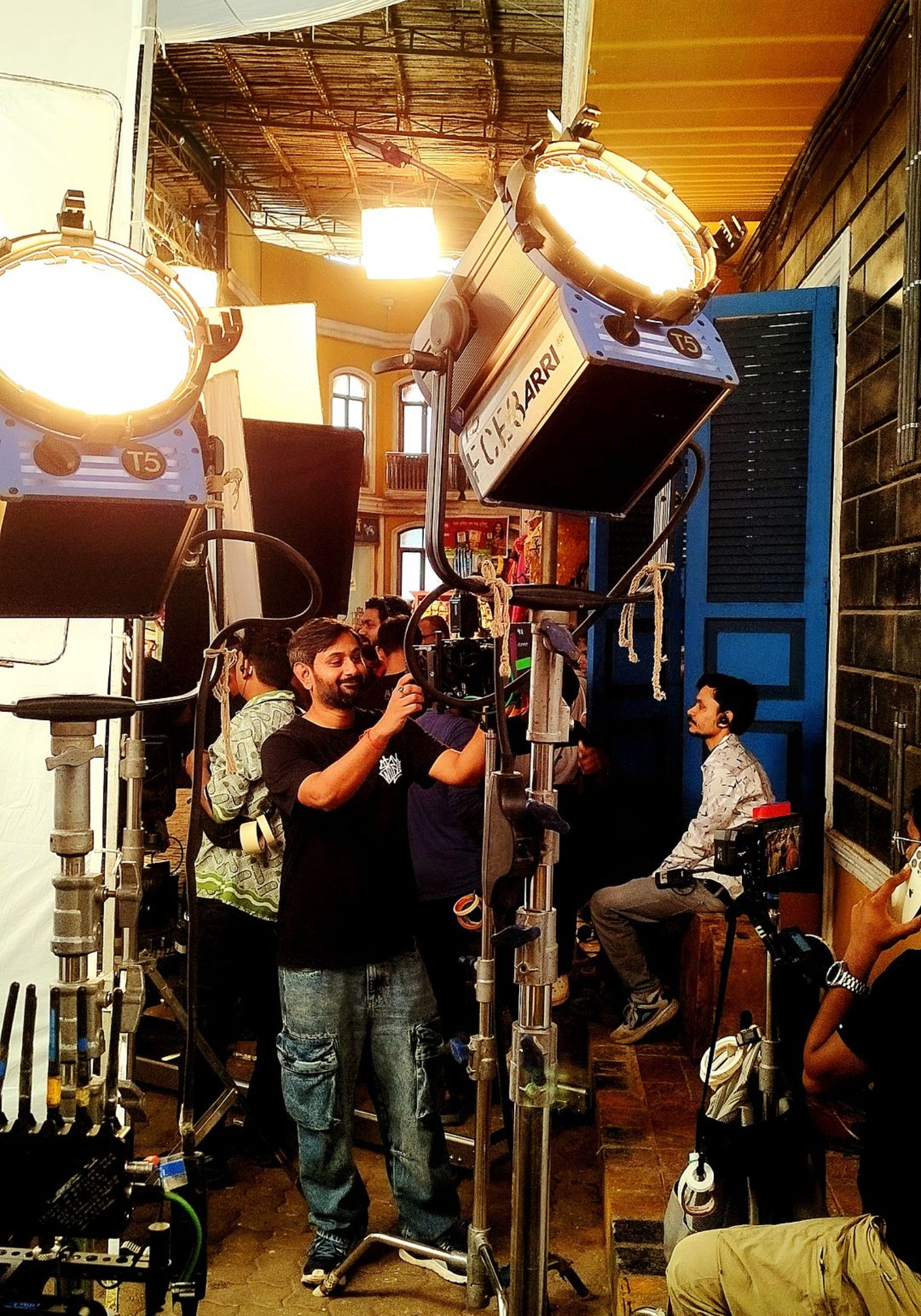 On-set cinema lighting and filming